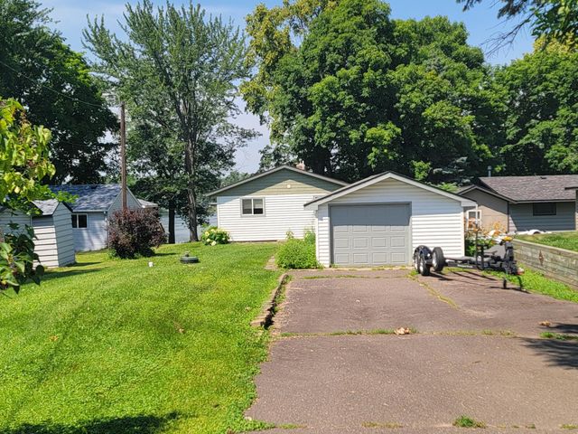 3454 Vista Road, Isle, MN 56342