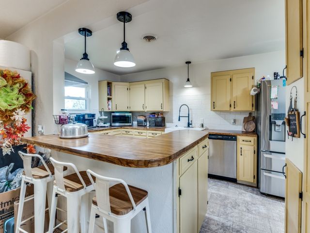 541 S Highway 67, Cedar Hill, TX 75104