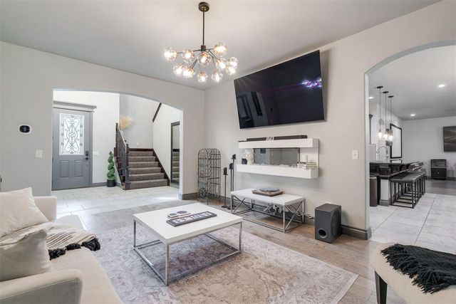 3630 Riverwood Lane, Edmond, OK 73034