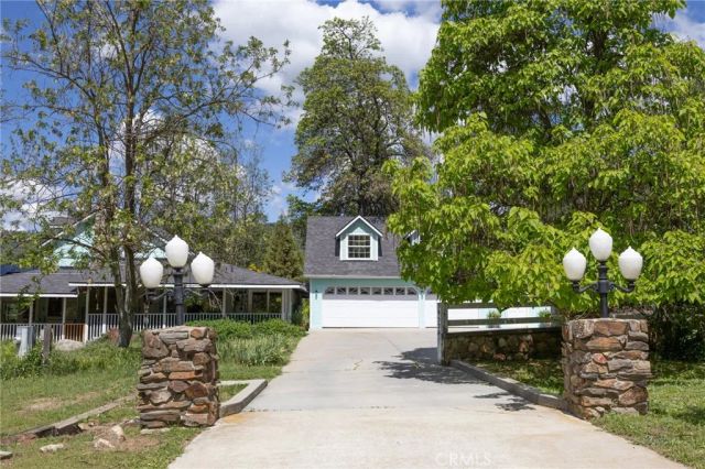 39520 Pierce Lake, Oakhurst, CA 93644