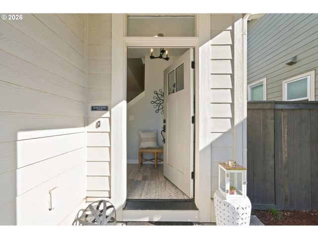 10111 Ne 132ND Ave, Vancouver, WA 98682