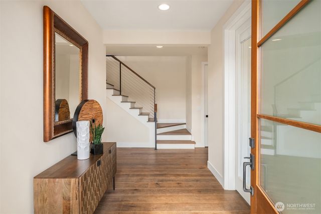 1231 4th Street W, Kirkland, WA 98033