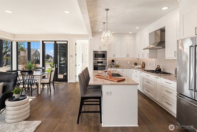 1231 4th Street W, Kirkland, WA 98033