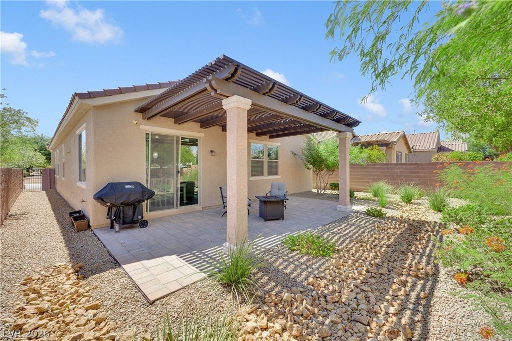312 Casmailia Avenue, North Las Vegas, NV 89031 — photo 2