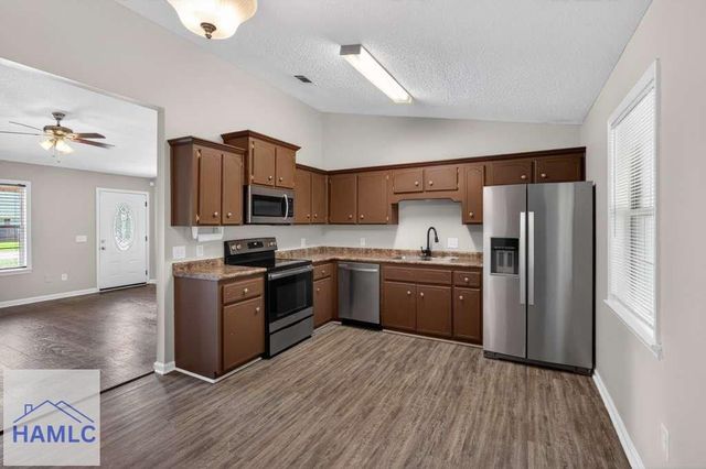 1104 Apache Alley, Hinesville, GA 31313