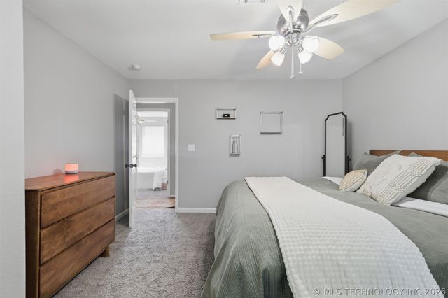13823 S 294th East Avenue, Coweta, OK 74429