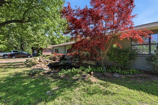 13823 S 294th East Avenue, Coweta, OK 74429