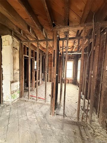 1704 Pingree Street, Detroit, MI 48206