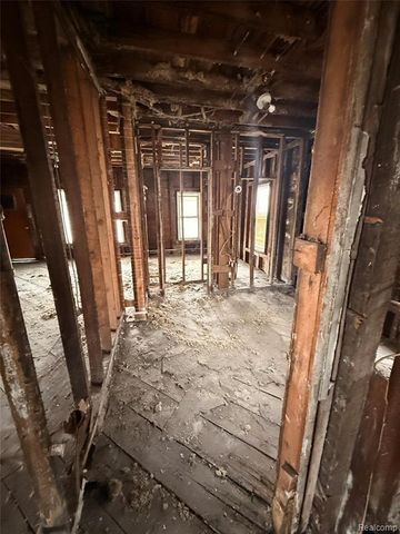 1704 Pingree Street, Detroit, MI 48206
