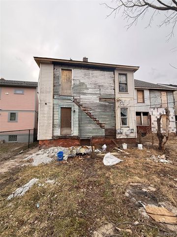 1704 Pingree Street, Detroit, MI 48206