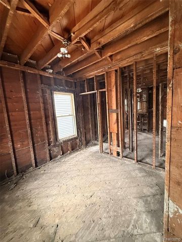 1704 Pingree Street, Detroit, MI 48206