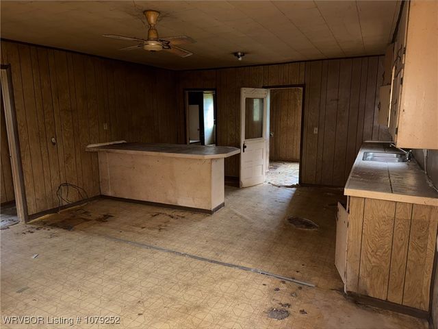 56 W Magazine Street, Booneville, AR 72927