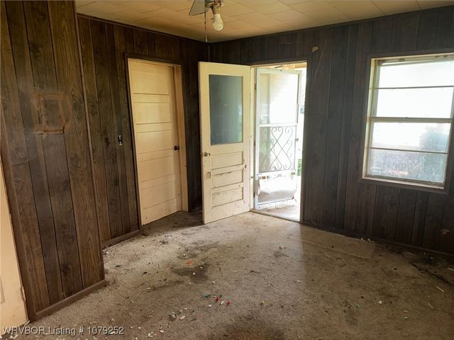 56 W Magazine Street, Booneville, AR 72927