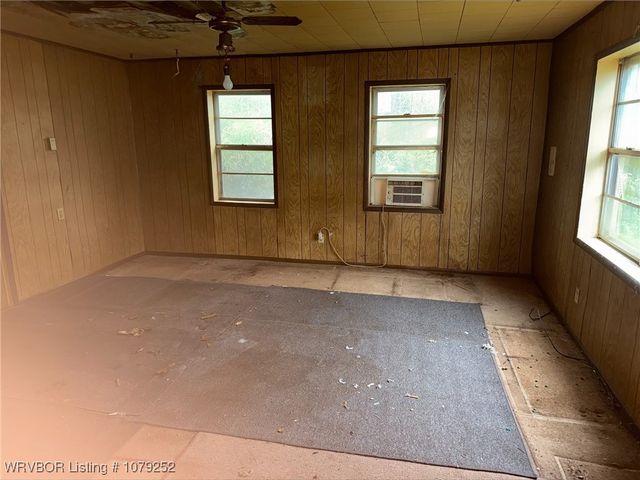 56 W Magazine Street, Booneville, AR 72927