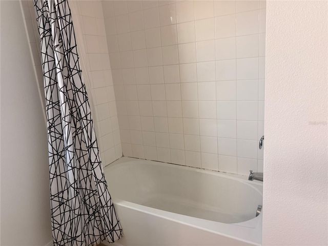 652 SAMUEL PLACE, Davenport, FL 33837