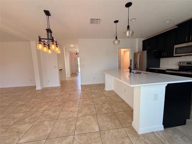 652 SAMUEL PLACE, Davenport, FL 33837