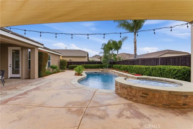 28372 Little Lake Court, Menifee, CA 92585