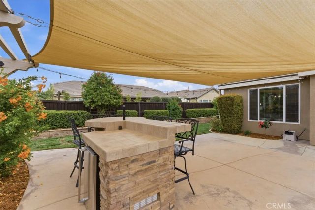 28372 Little Lake Court, Menifee, CA 92585