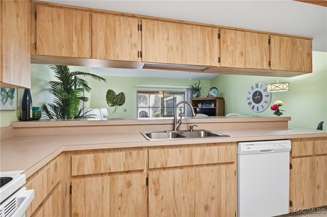 908 Pritchard Island Road, Inverness, FL 34450