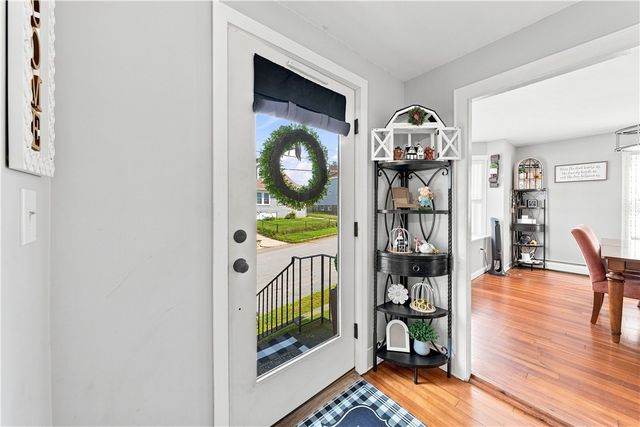 185 Hilton Street, Tiverton, RI 02878