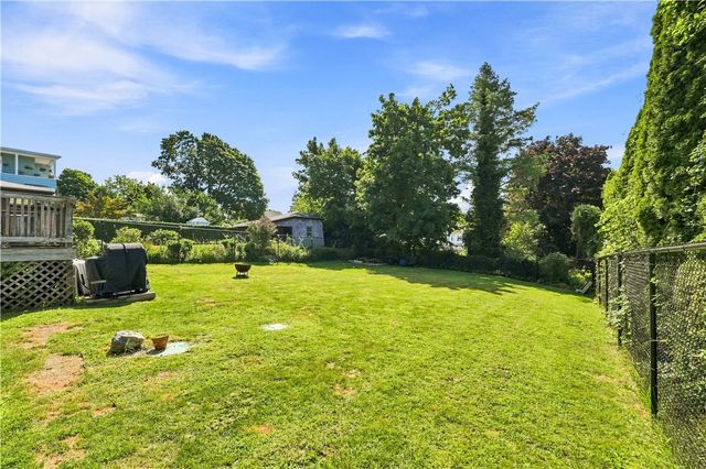 185 Hilton Street, Tiverton, RI 02878