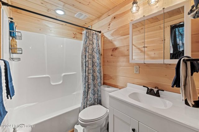 211 Little Cabin Ln, Falls Of Rough, KY 40119