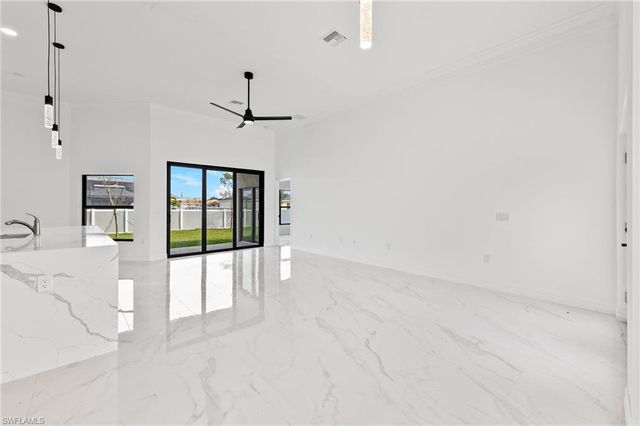 1413 NE 15th TER, Cape Coral, FL 33909