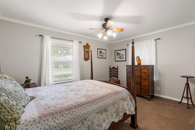 5007 Creekbend Drive, Houston, TX 77035