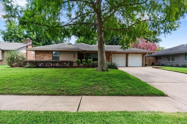 5007 Creekbend Drive, Houston, TX 77035