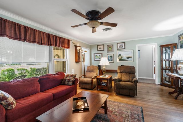 5007 Creekbend Drive, Houston, TX 77035