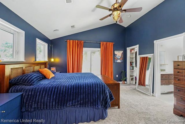 1736 Shoreline Drive, Hartland, MI 48353