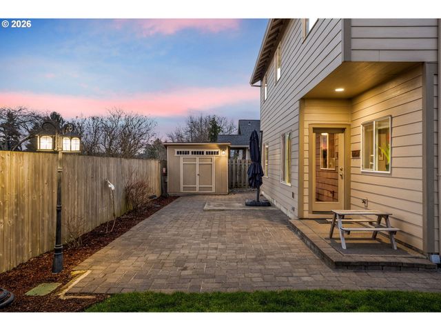 128 FINNEYS Ave, Molalla, OR 97038