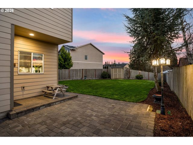 128 FINNEYS Ave, Molalla, OR 97038