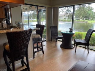 5650 Trailwinds DR # 111, Fort Myers, FL 33907