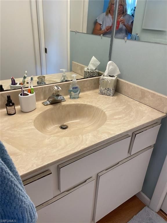 5650 Trailwinds DR 111, FORT MYERS, FL 33907 — photo 4