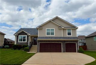 1804 NW 94th Terrace, Kansas City, MO 64155