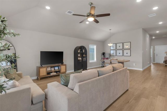 1207 Cavalry Junction Drive, Alvin, TX 77511