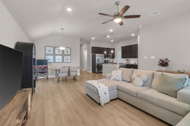 1207 Cavalry Junction Drive, Alvin, TX 77511