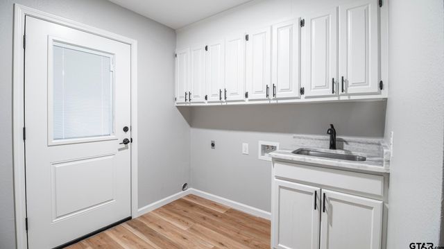 18208 N Lakeview, Troup, TX 75789