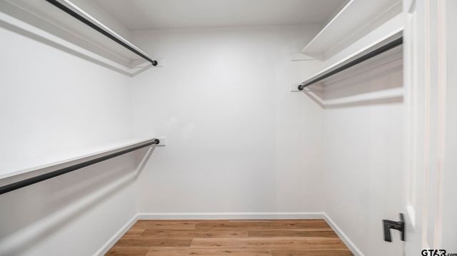 18208 N Lakeview, Troup, TX 75789