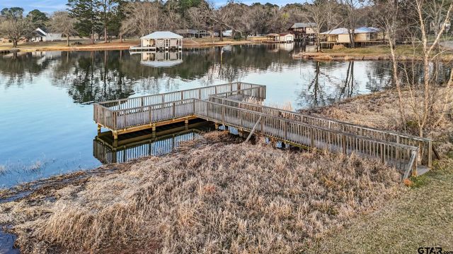 18208 N Lakeview, Troup, TX 75789