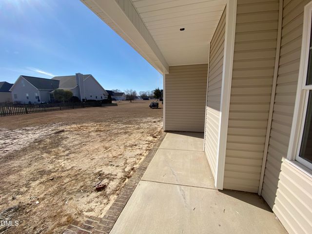 302 Ellington Way, La Grange, NC 28551