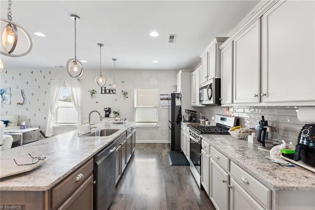 2530 William joseph Lane, High Point, NC 27265