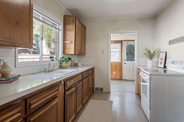 521 NW Georgia Avenue, Bend, OR 97703