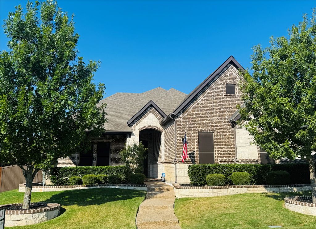 805 Lazy Brooke Drive, Rockwall, TX 75087