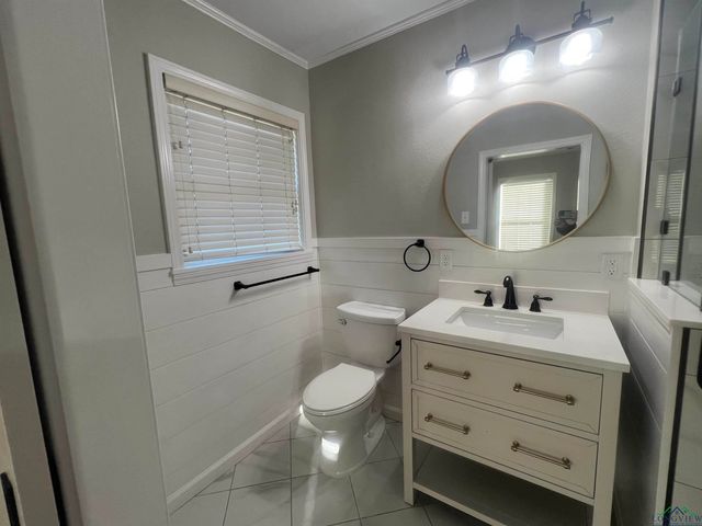 108 Hughes, Marshall, TX 75672