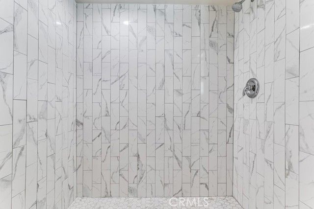 2756 W 15th Street, Los Angeles, CA 90006