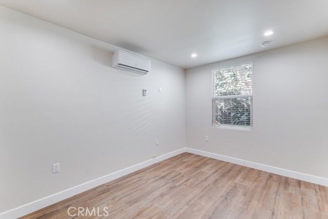 2756 W 15th Street, Los Angeles, CA 90006