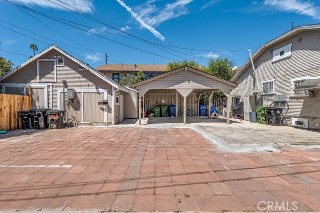 2756 W 15th Street, Los Angeles, CA 90006