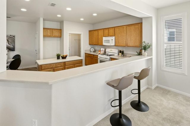 2683 Kingfisher Ln, Lincoln, CA 95648